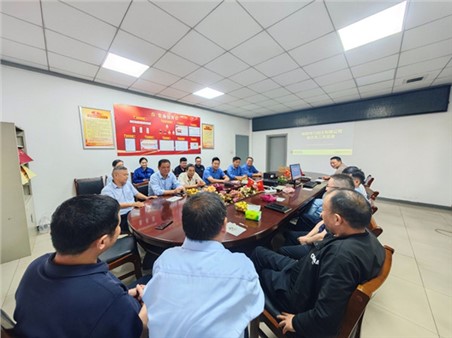 致敬奉獻歲月，溫情送別故人